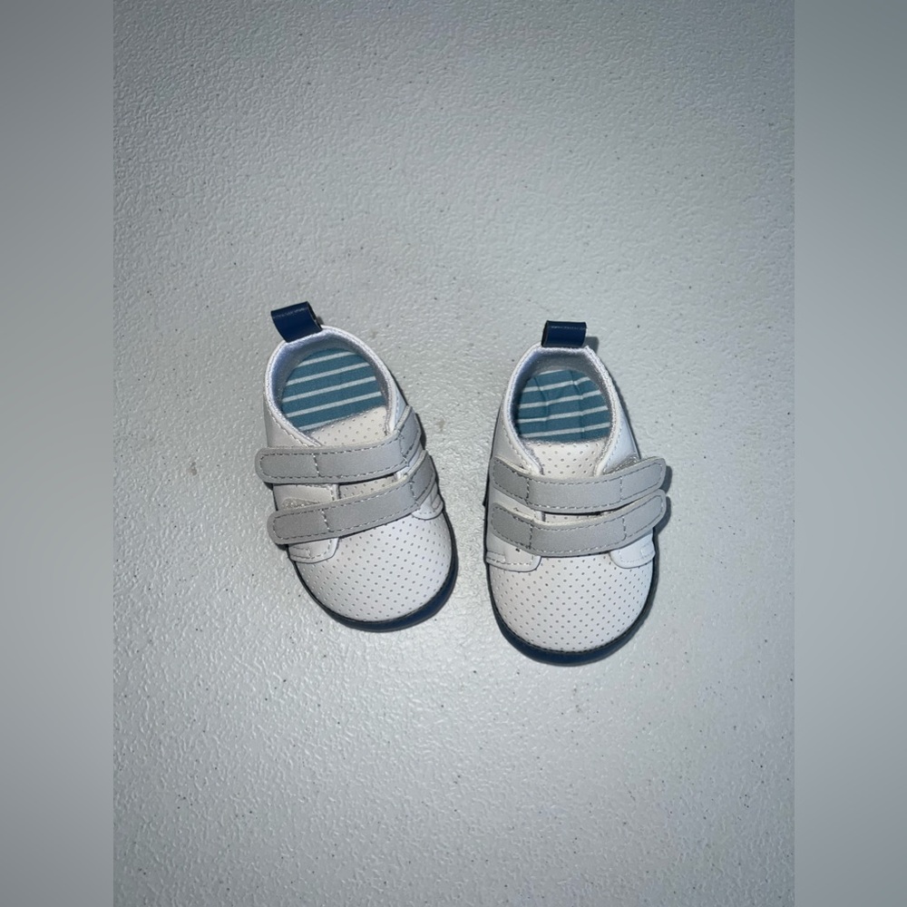 Carter's Child of Mine Baby Boy Perforated Sneakers, Size 0-3 Months - Picture 4 of 6